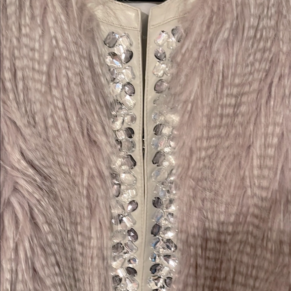 Chic Faux Fur Vest with Silver Grommet Accents Womans Size Small - Picture 3 of 9
